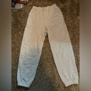 American eagle sweatpants. Super comfy, worn only once.